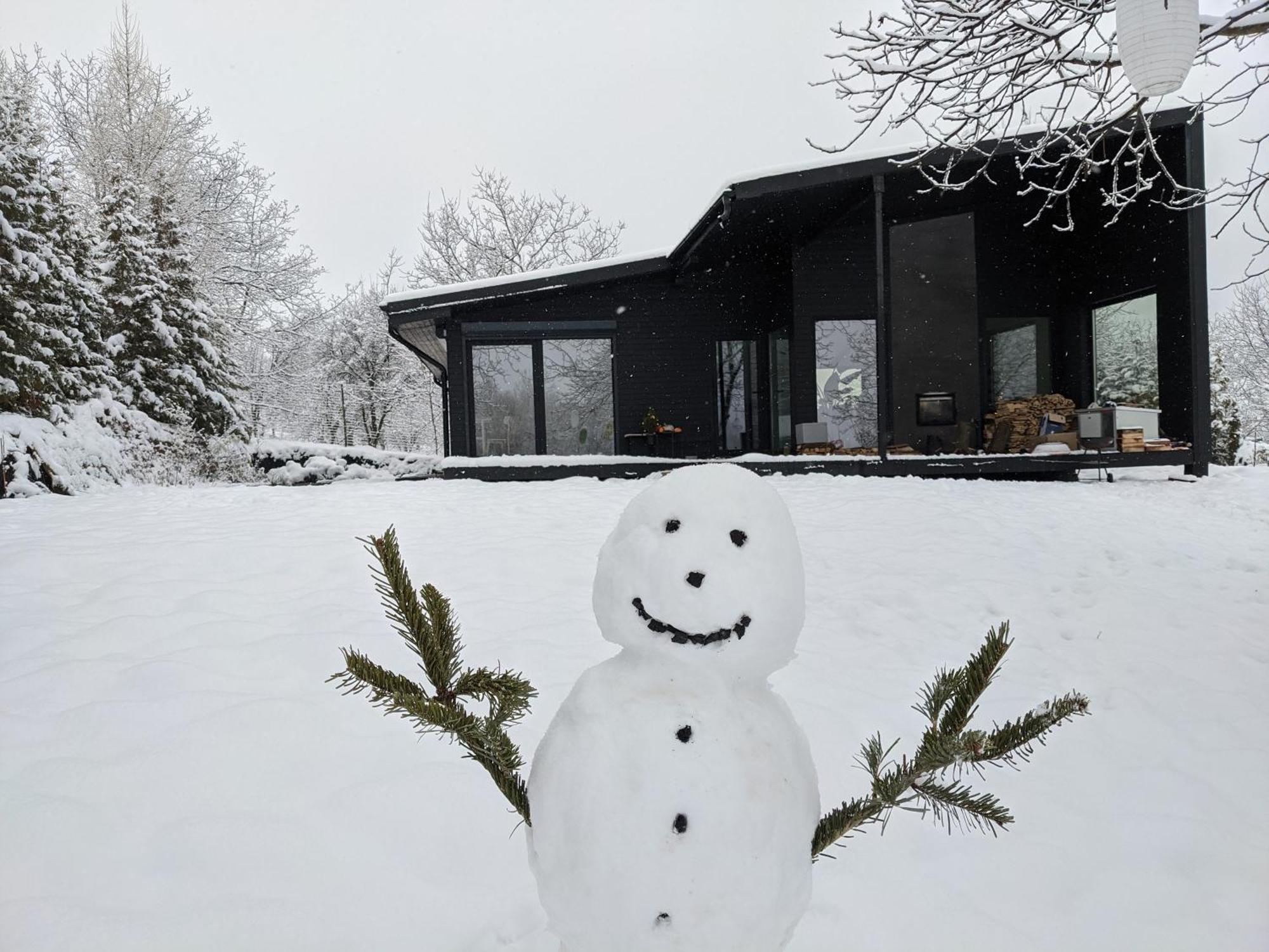 Izvoarele  Black Walnut House With Indoor Outdoor Fireplace מראה חיצוני תמונה
