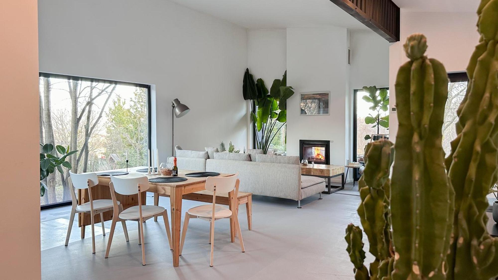 Izvoarele  Black Walnut House With Indoor Outdoor Fireplace מראה חיצוני תמונה