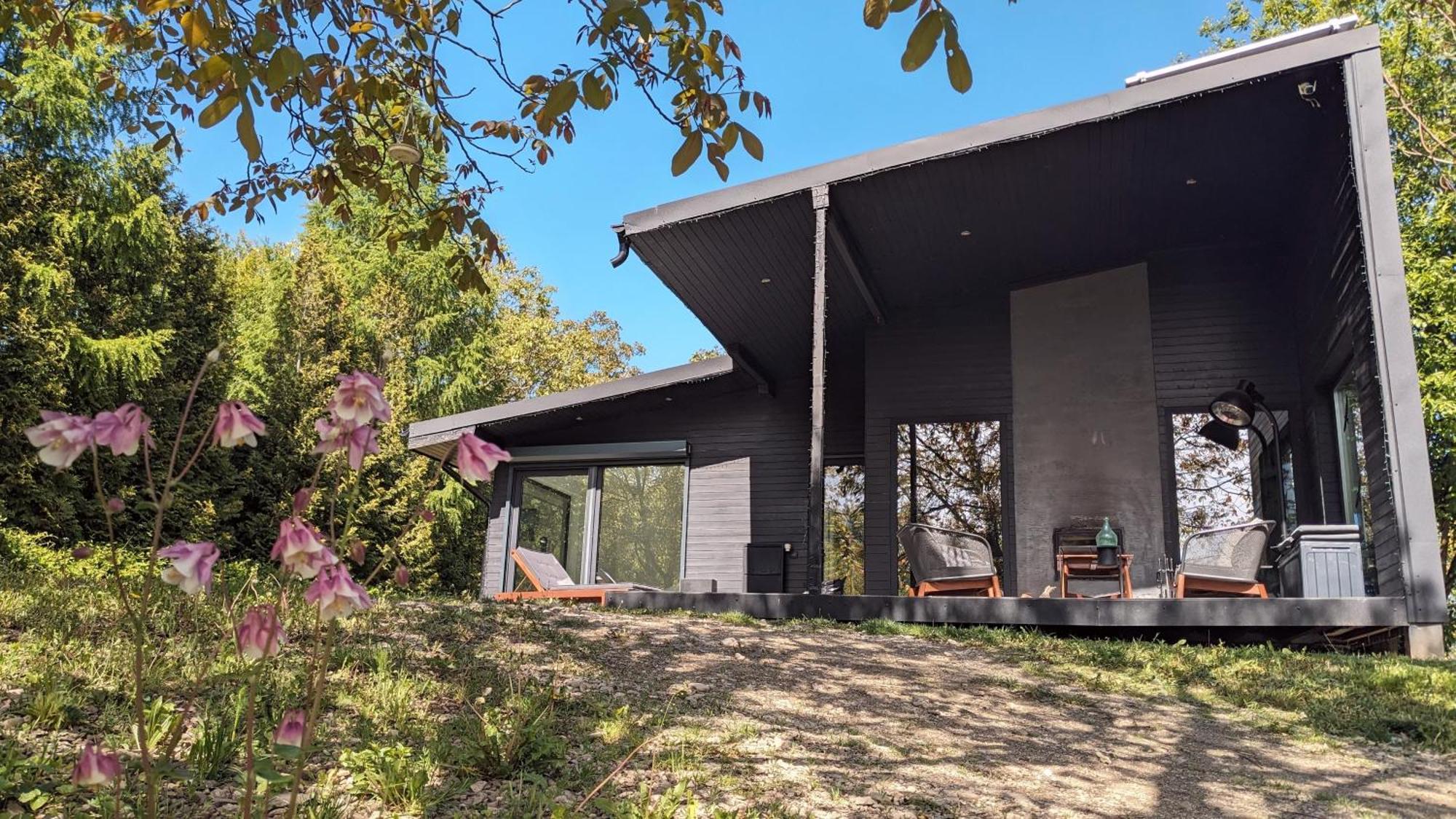 Izvoarele  Black Walnut House With Indoor Outdoor Fireplace מראה חיצוני תמונה